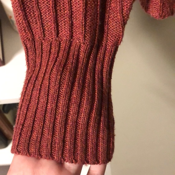 American Eagle Off the Shoulder Top - Picture 6 of 9